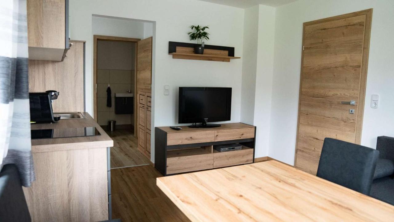 Apartment Am Alpakahof Hahn Grafenschlag ภายนอก รูปภาพ